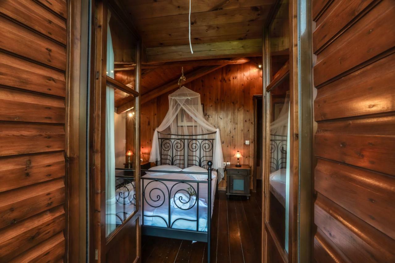 Anna Apartments Lithakia  エクステリア 写真